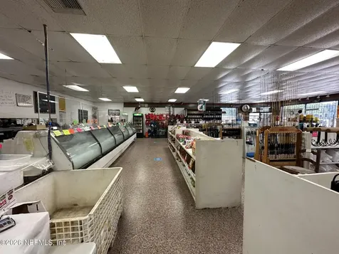 8074 N Main Street Jacksonville FL 32208