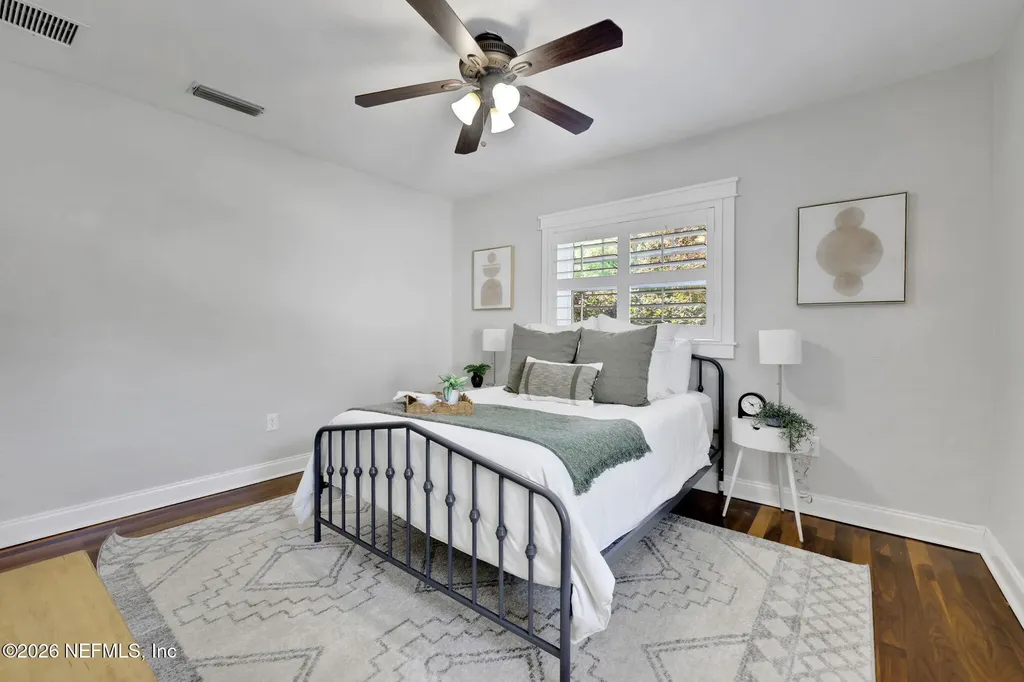 4221 Demedici Avenue Jacksonville FL 32210