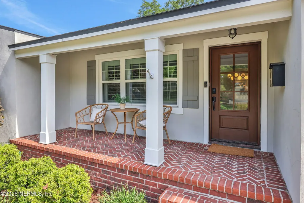 4221 Demedici Avenue Jacksonville FL 32210