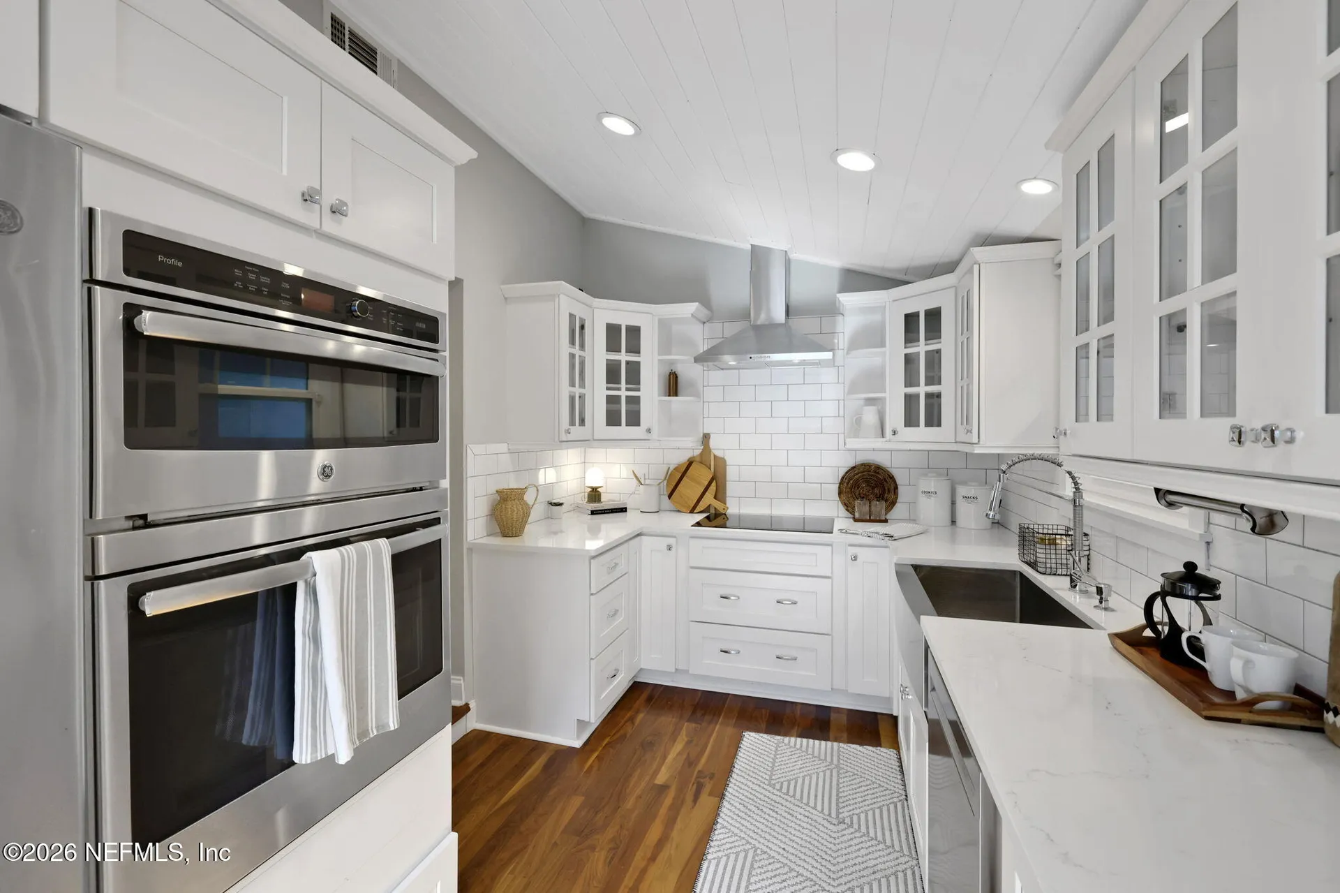 4221 Demedici Avenue Jacksonville FL 32210