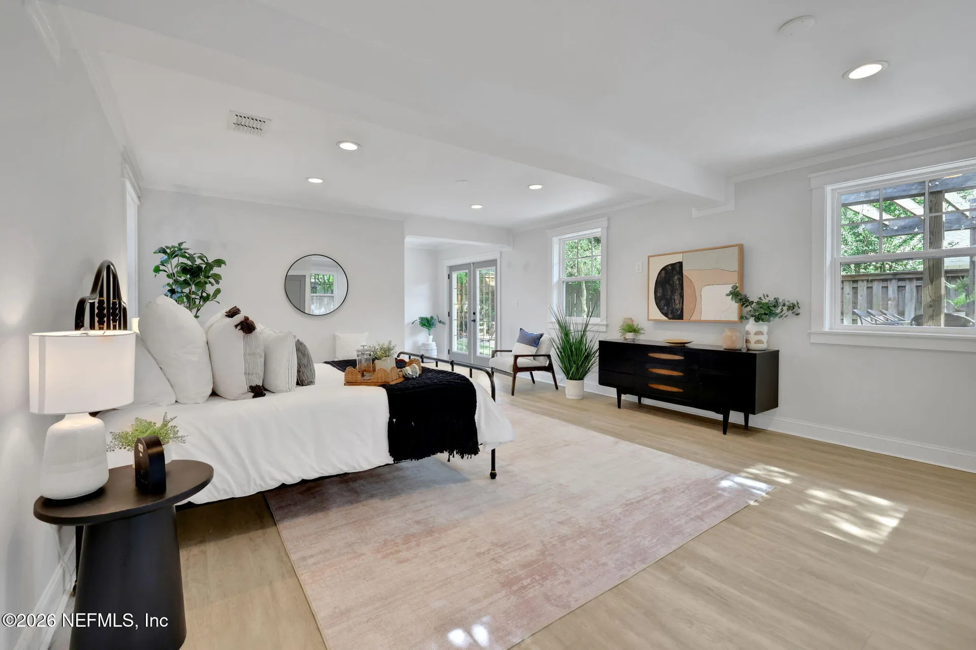 4221 Demedici Avenue Jacksonville FL 32210