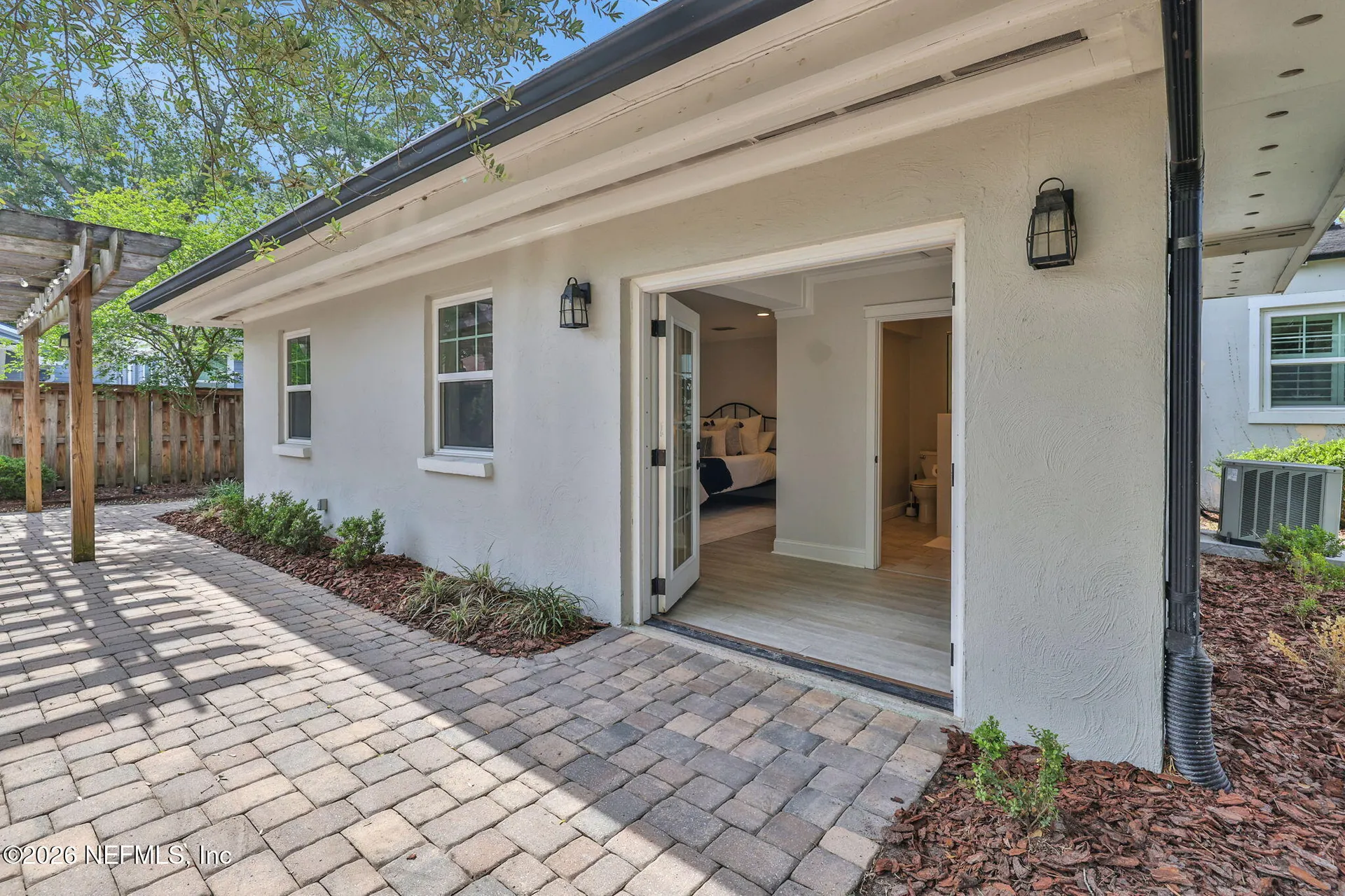 4221 Demedici Avenue Jacksonville FL 32210