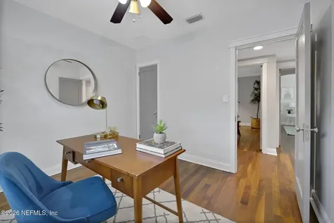 4221 Demedici Avenue Jacksonville FL 32210