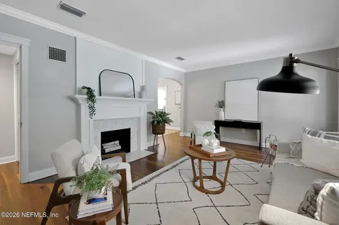 4221 Demedici Avenue Jacksonville FL 32210