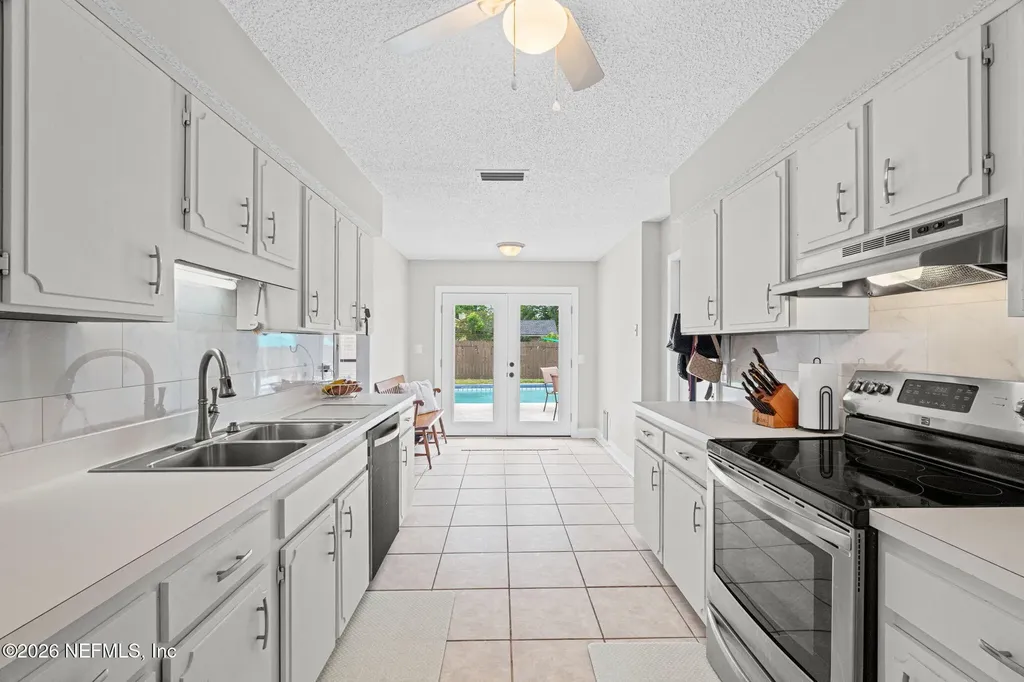 8810 Osprey Lane Jacksonville FL 32217