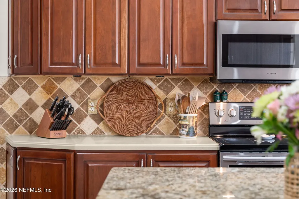 409 Twin Oaks Lane Fruit Cove FL 32259