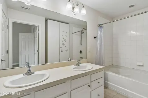 4193 Marblewood Lane Jacksonville FL 32216