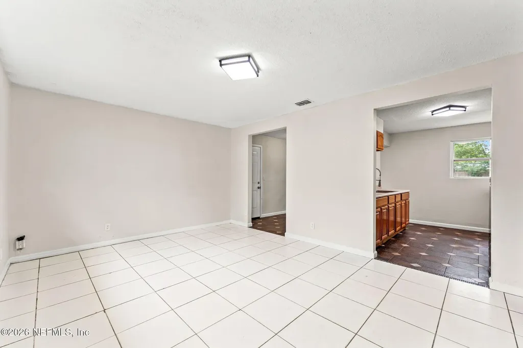 6781 Tinkerbell Lane Jacksonville FL 32210