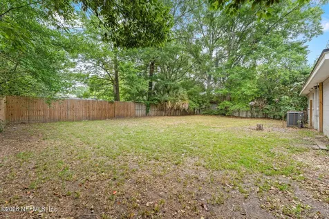 6781 Tinkerbell Lane Jacksonville FL 32210