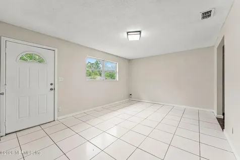 6781 Tinkerbell Lane Jacksonville FL 32210