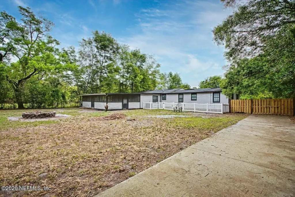85559 Winona Bayview Road Yulee FL 32097