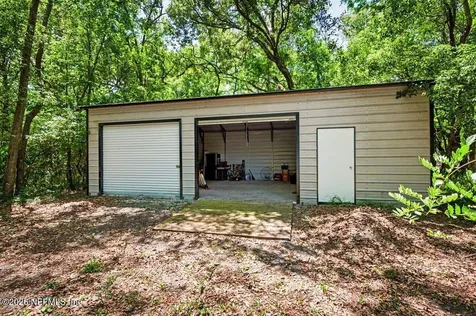 85559 Winona Bayview Road Yulee FL 32097