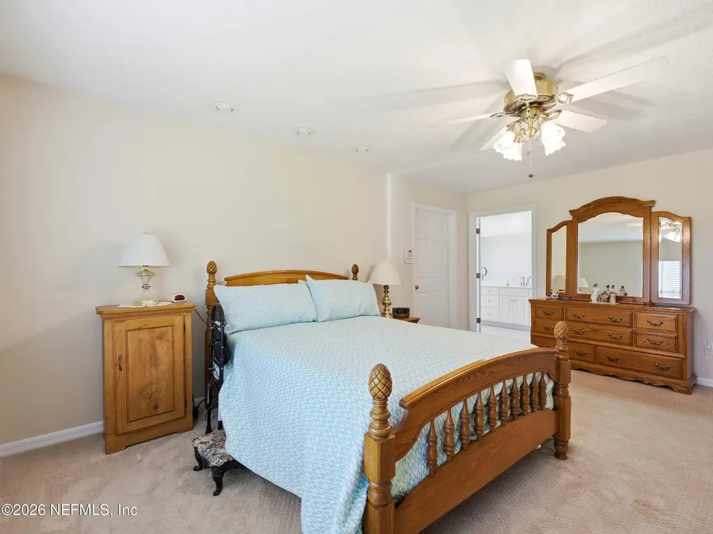611 E State Road 100 San Mateo FL 32187