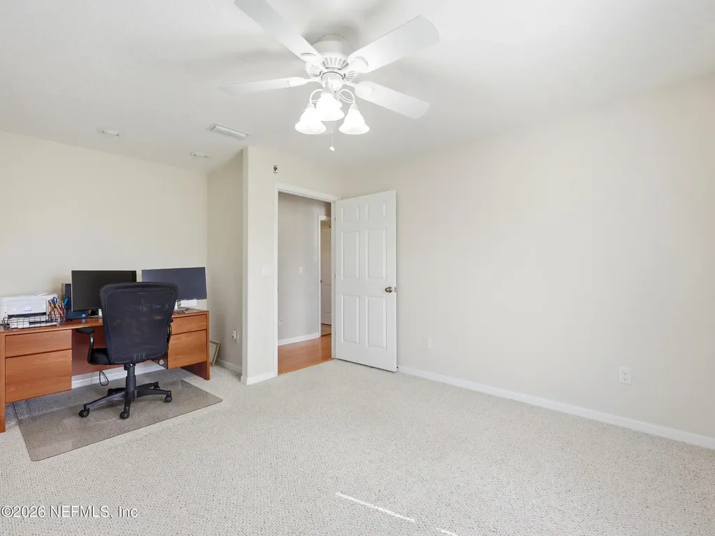 611 E State Road 100 San Mateo FL 32187
