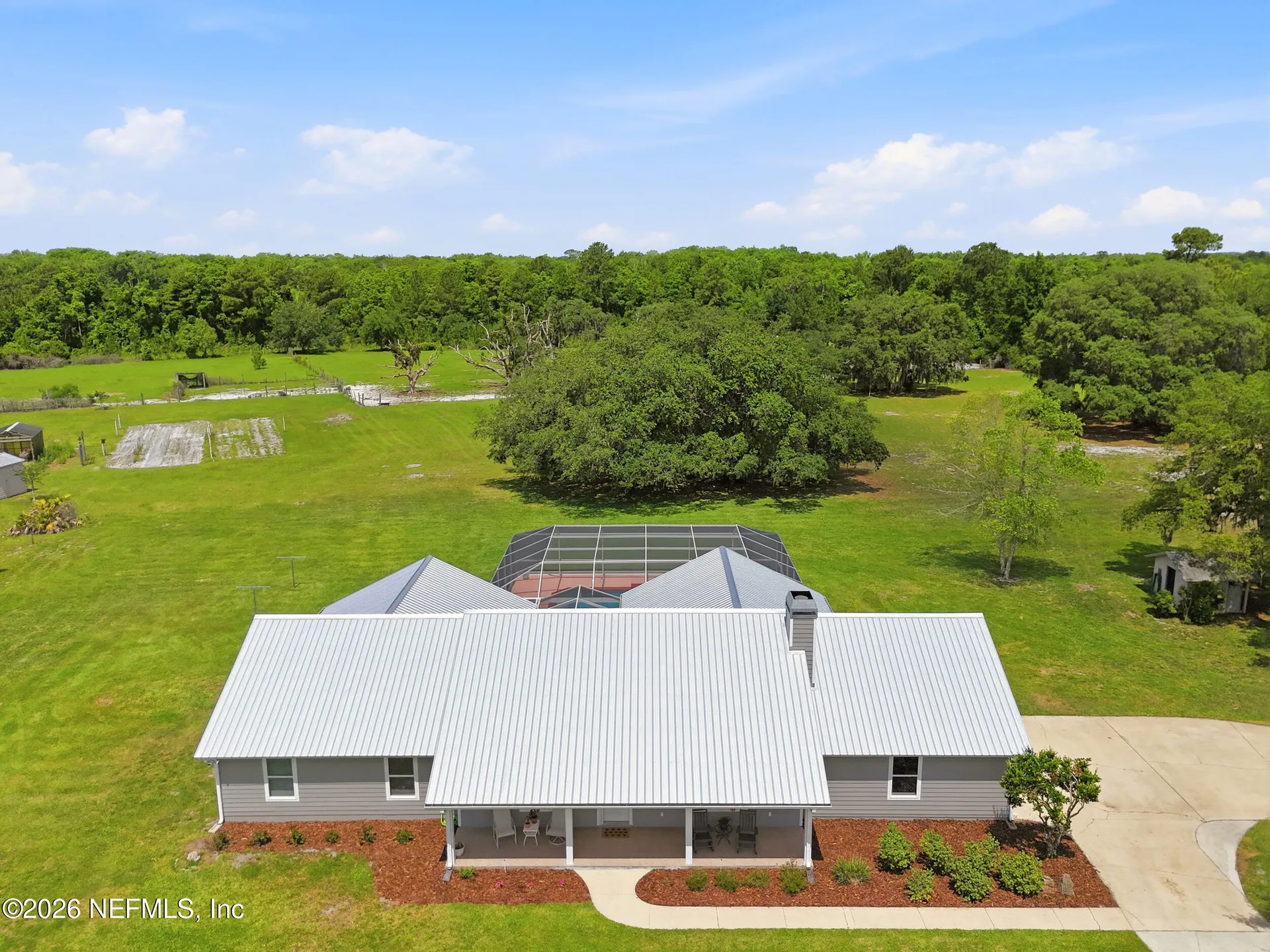 611 E State Road 100 San Mateo FL 32187