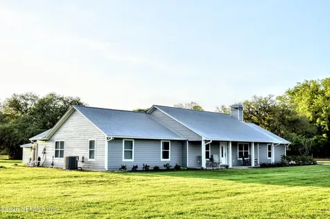 611 E State Road 100 San Mateo FL 32187