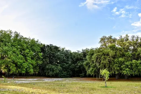 611 E State Road 100 San Mateo FL 32187