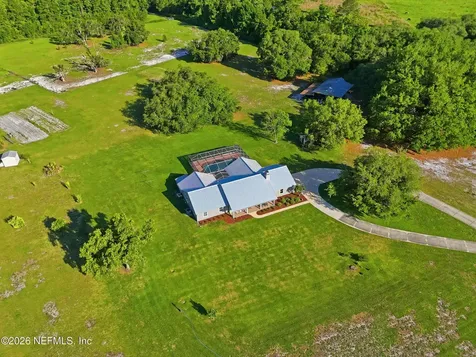611 E State Road 100 San Mateo FL 32187