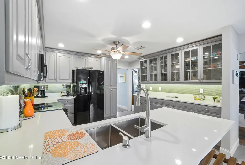 535 Mandalay Road Orlando FL 32809