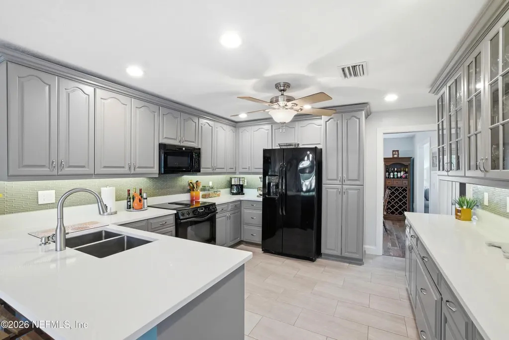 535 Mandalay Road Orlando FL 32809