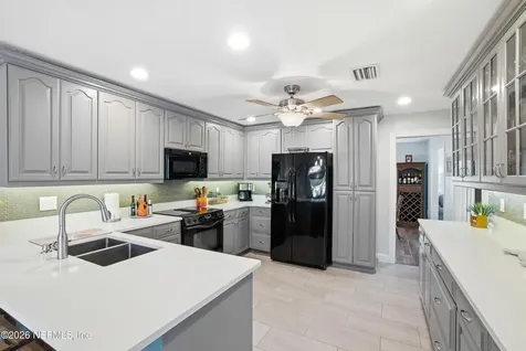 535 Mandalay Road Orlando FL 32809