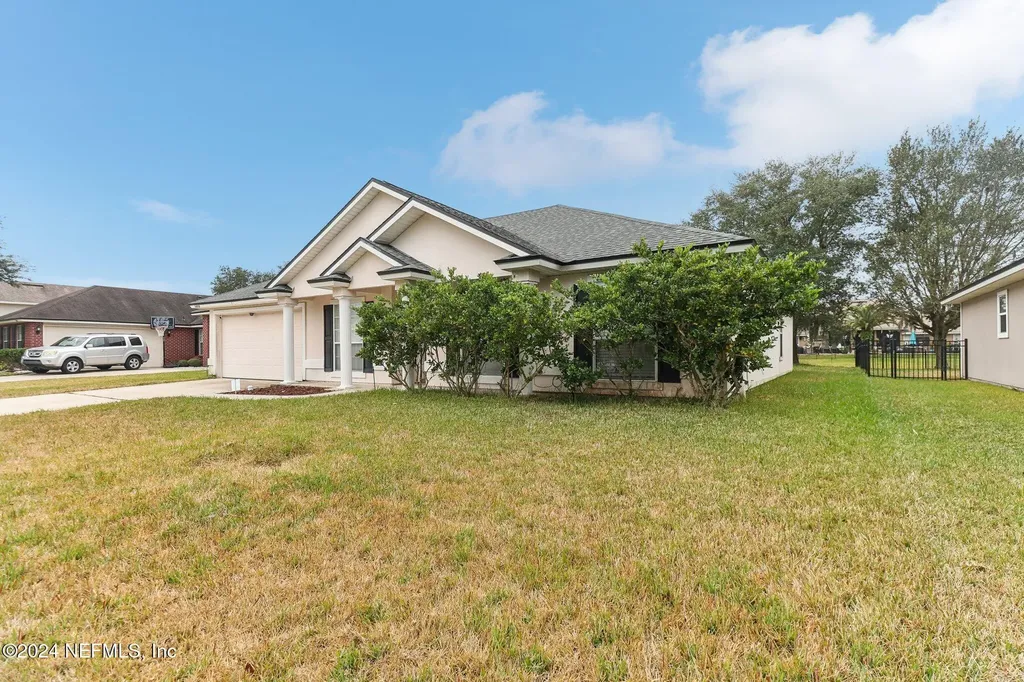 14018 Fish Eagle Drive E Jacksonville FL 32226
