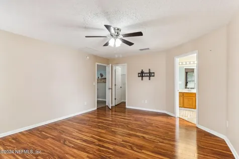14018 Fish Eagle Drive E Jacksonville FL 32226