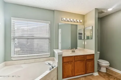 14018 Fish Eagle Drive E Jacksonville FL 32226