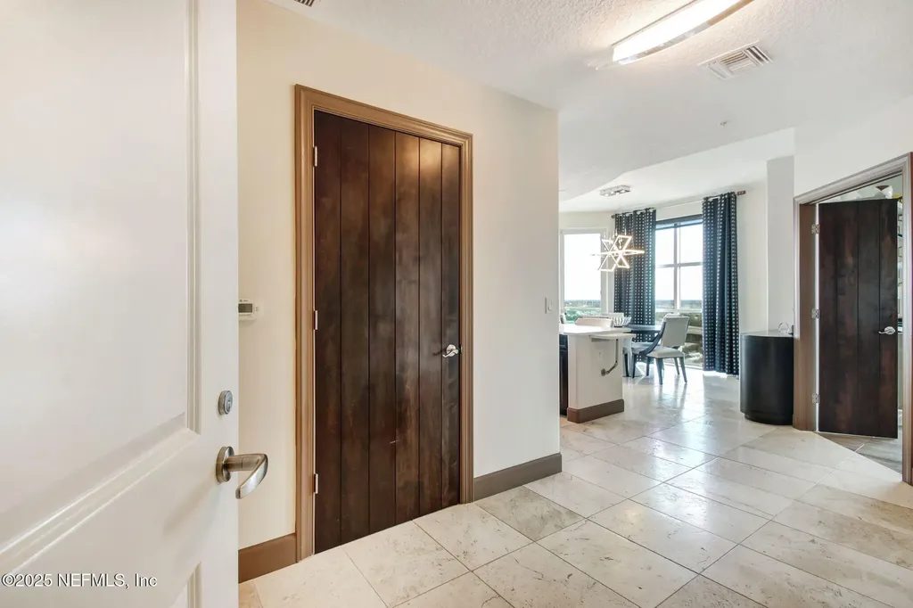 1431 Riverplace Boulevard Jacksonville FL 32207