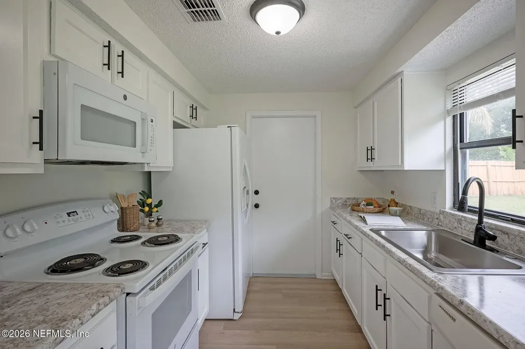 2656 Pinewood Boulevard E Middleburg FL 32068