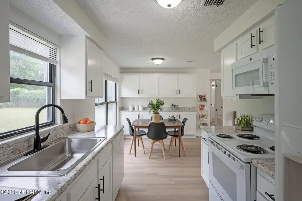 2656 Pinewood Boulevard E Middleburg FL 32068