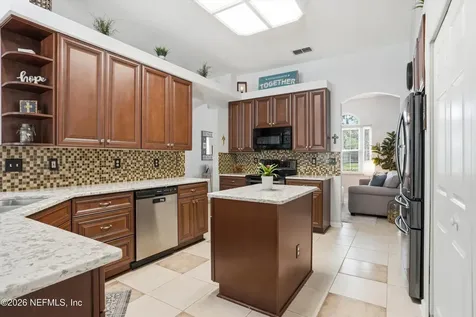 808 Cumberland Court W St. Johns FL 32259