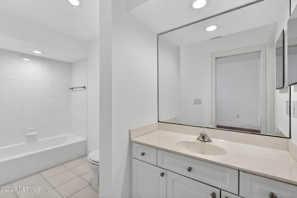355 N Shore Circle St. Augustine FL 32092
