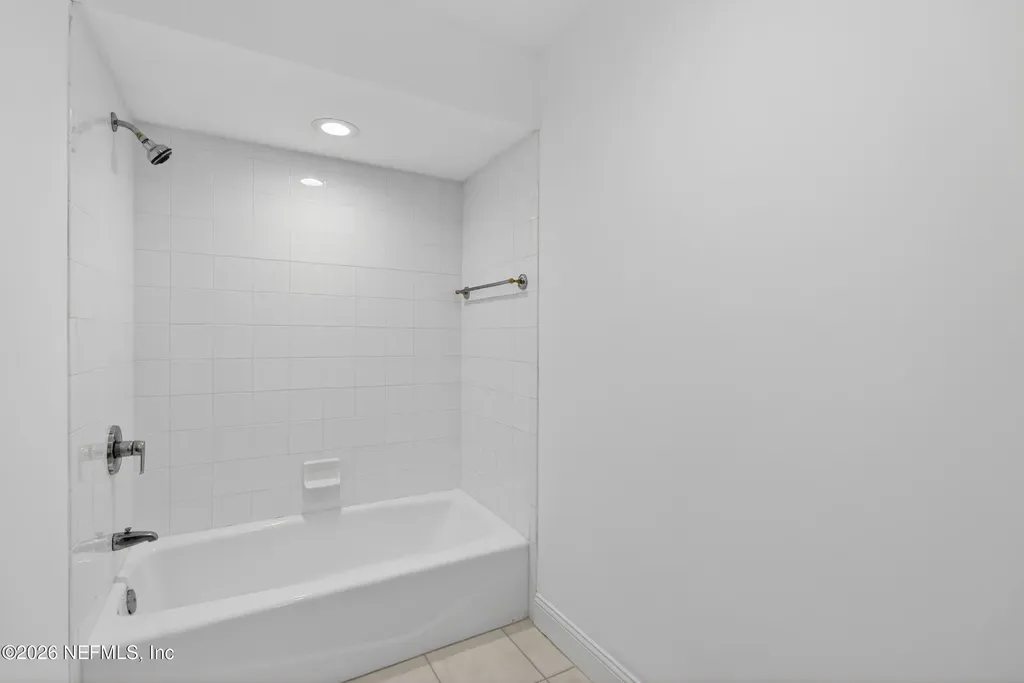 355 N Shore Circle St. Augustine FL 32092