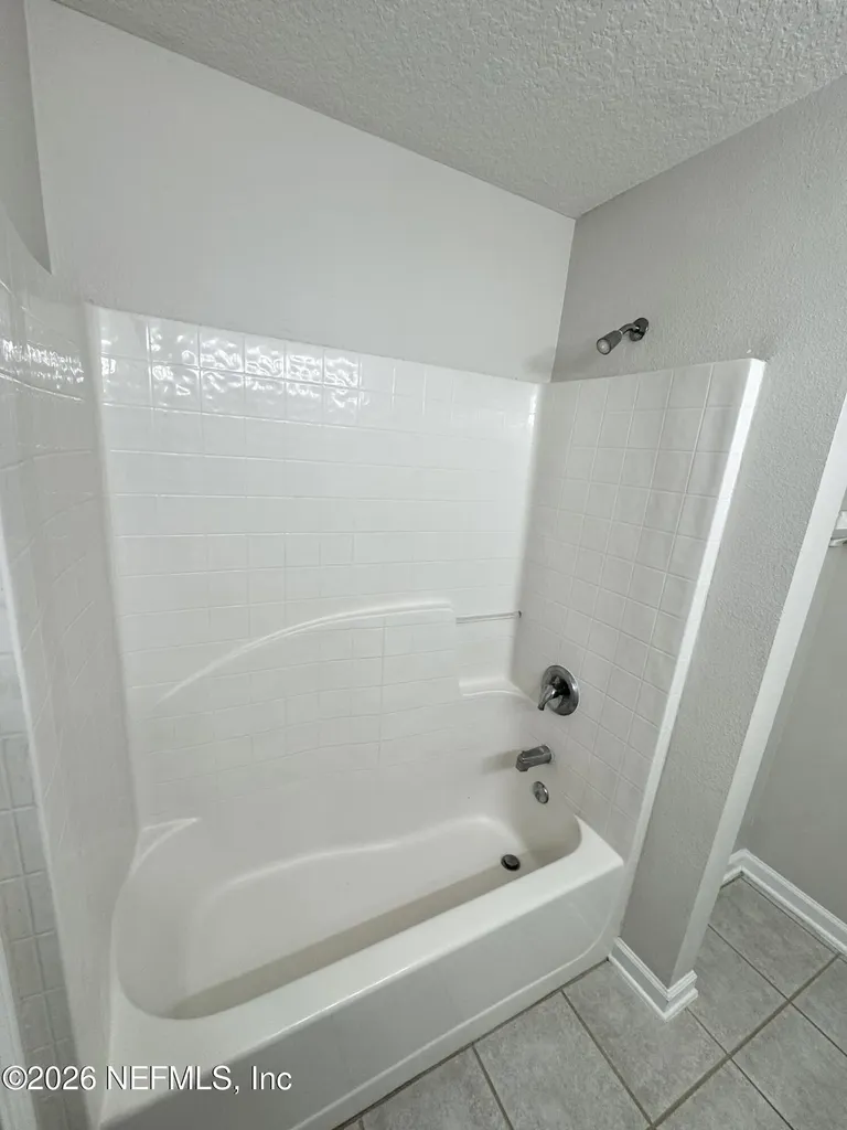 8428 Thornbush Court Jacksonville FL 32216