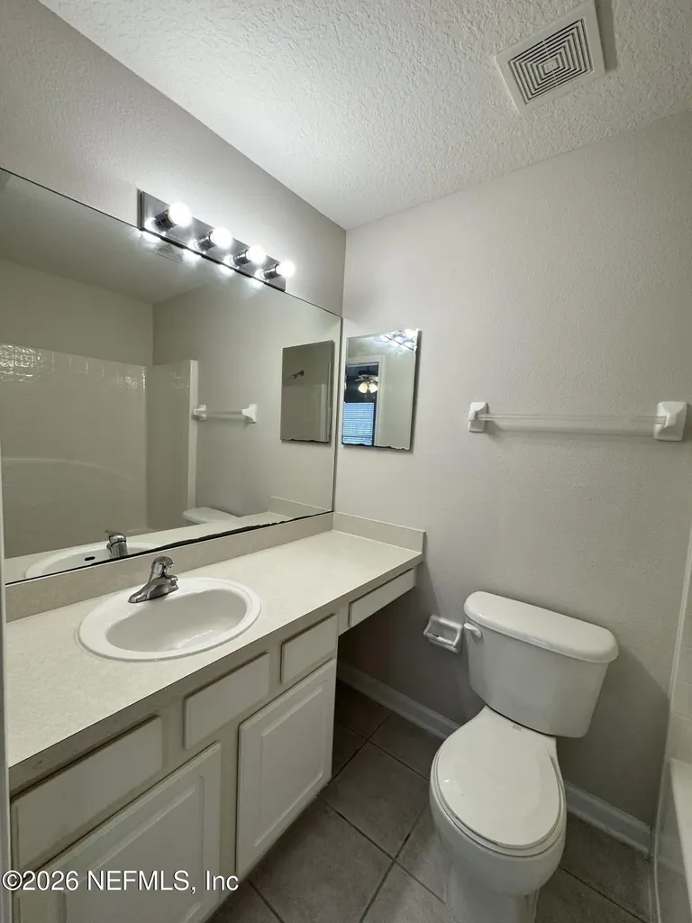 8428 Thornbush Court Jacksonville FL 32216