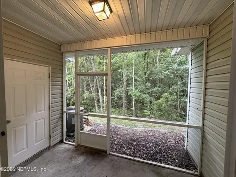 8428 Thornbush Court Jacksonville FL 32216