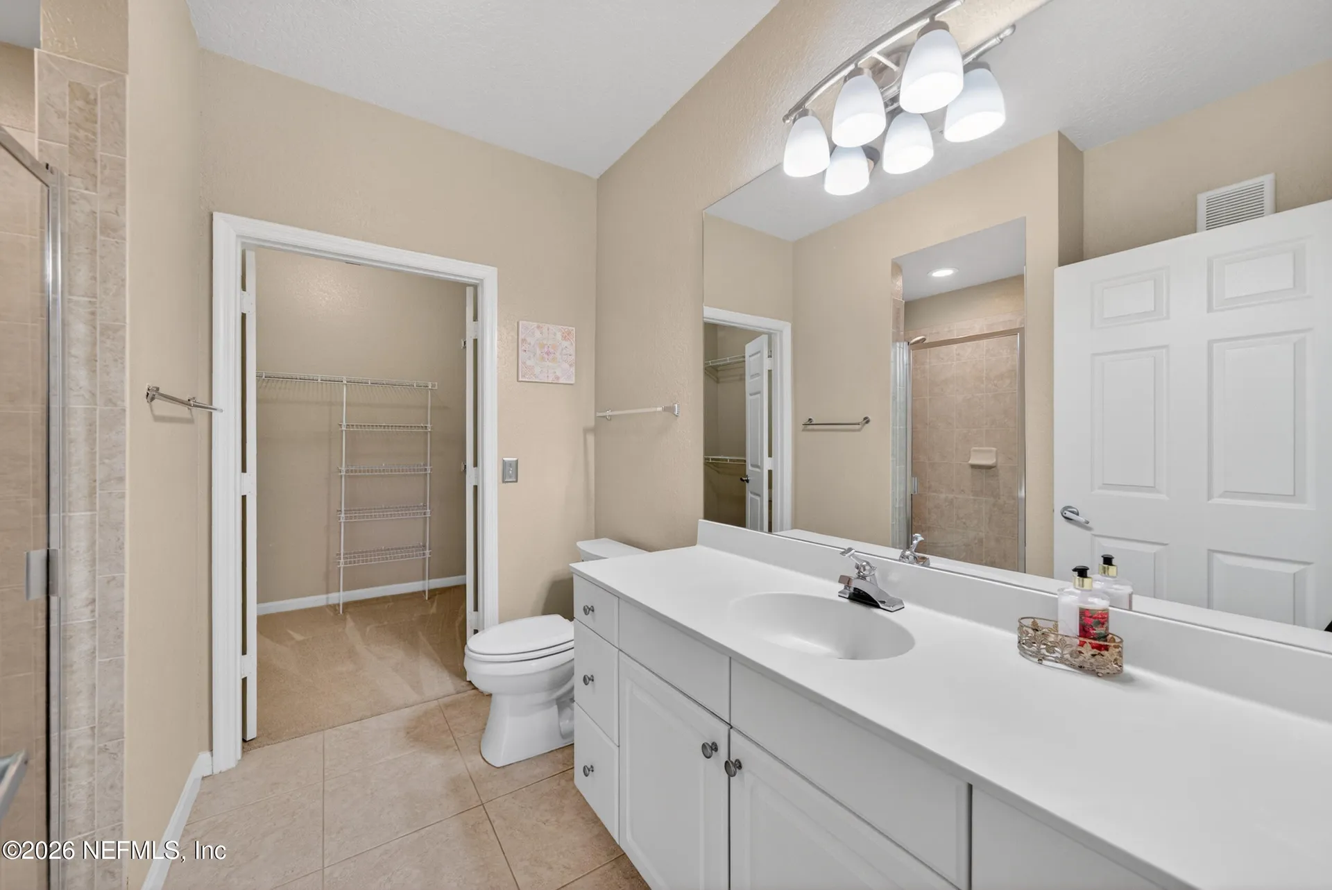 8539 Gate Parkway W Jacksonville FL 32216