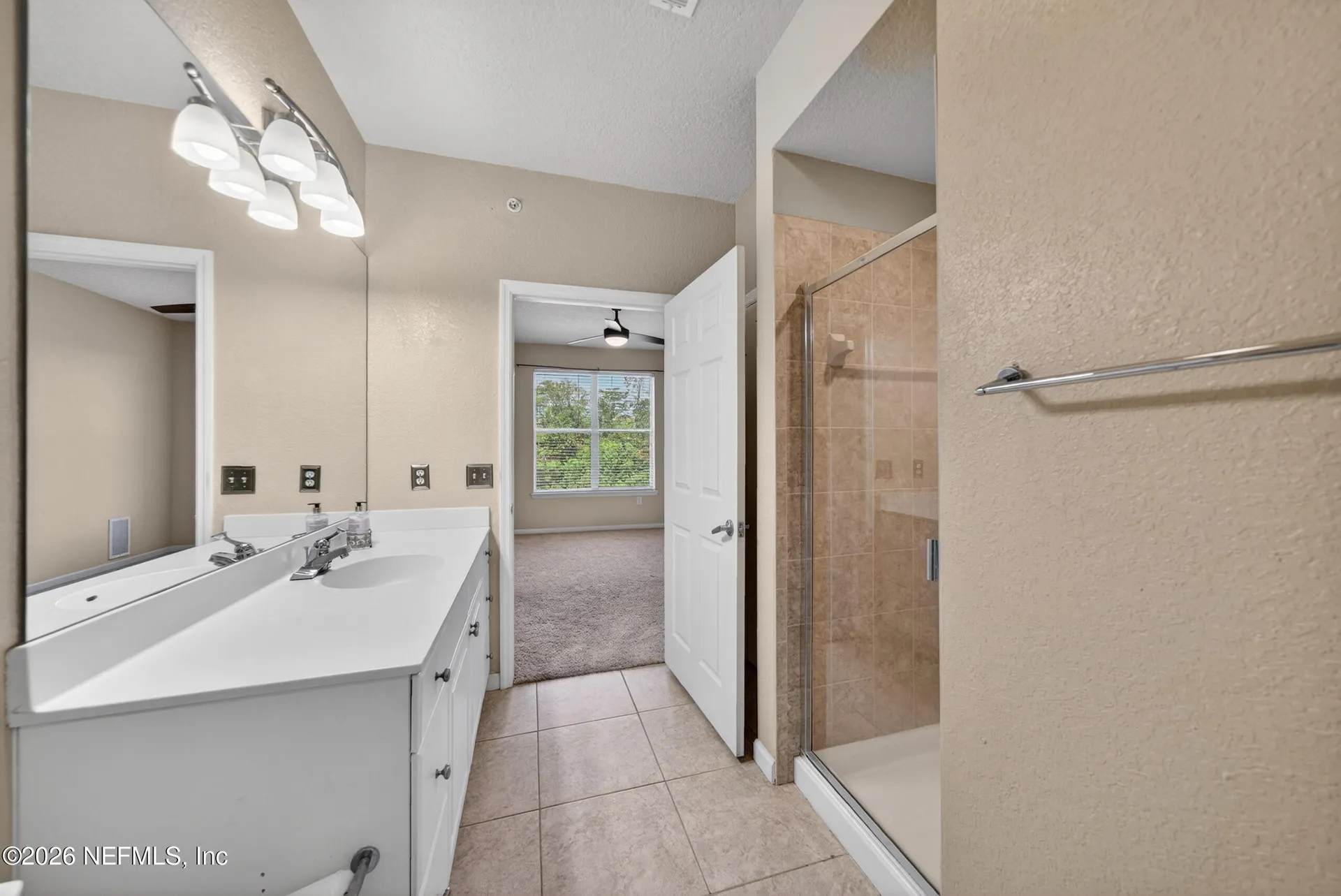 8539 Gate Parkway W Jacksonville FL 32216