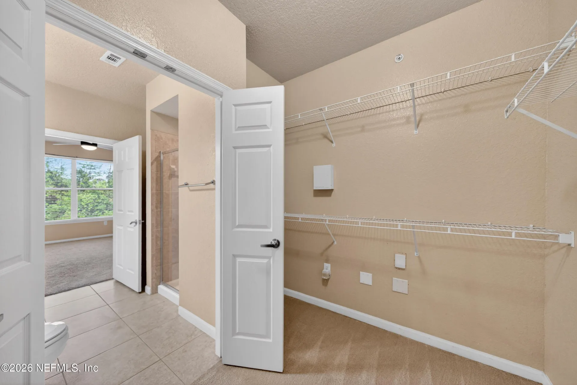 8539 Gate Parkway W Jacksonville FL 32216