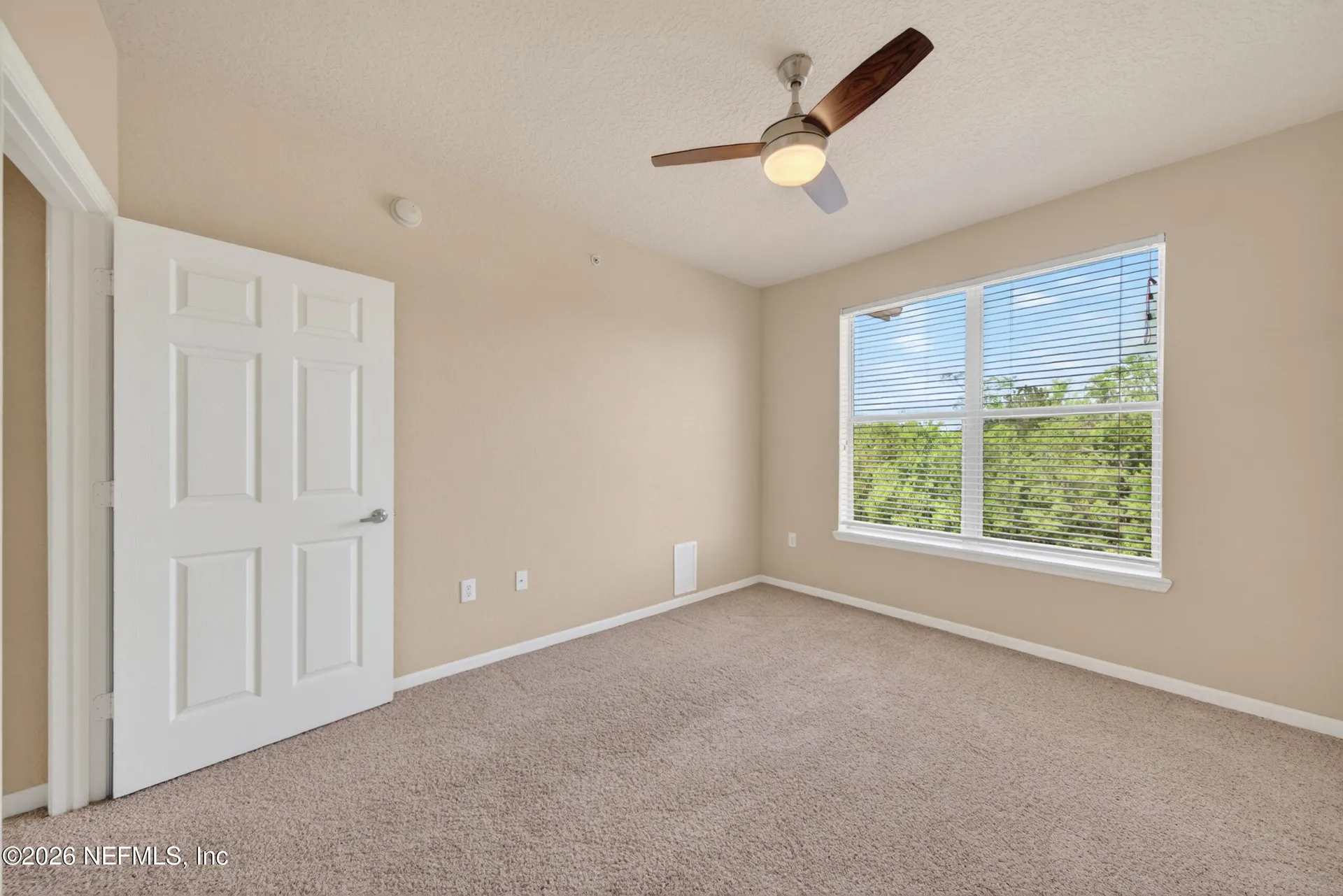 8539 Gate Parkway W Jacksonville FL 32216