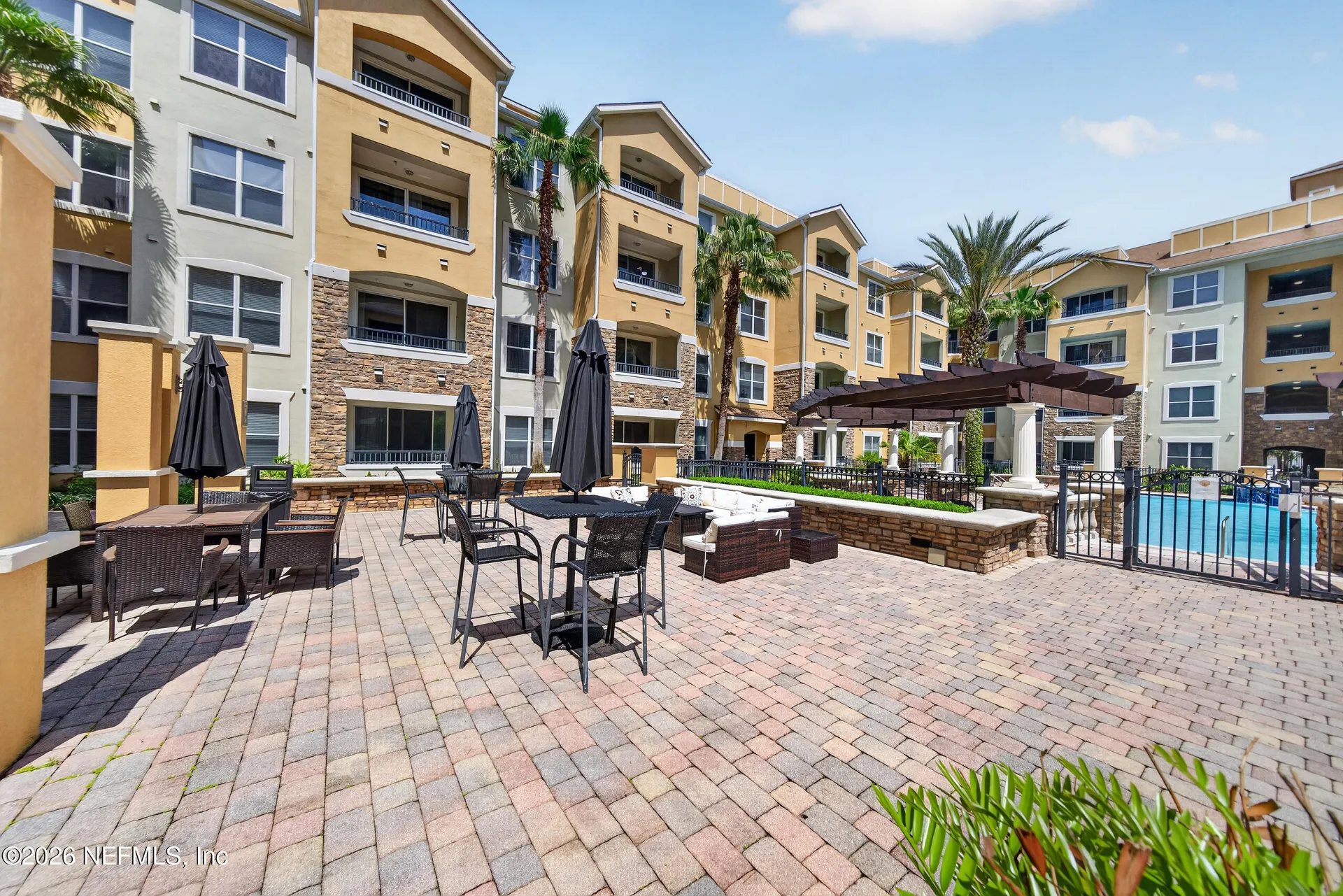 8539 Gate Parkway W Jacksonville FL 32216
