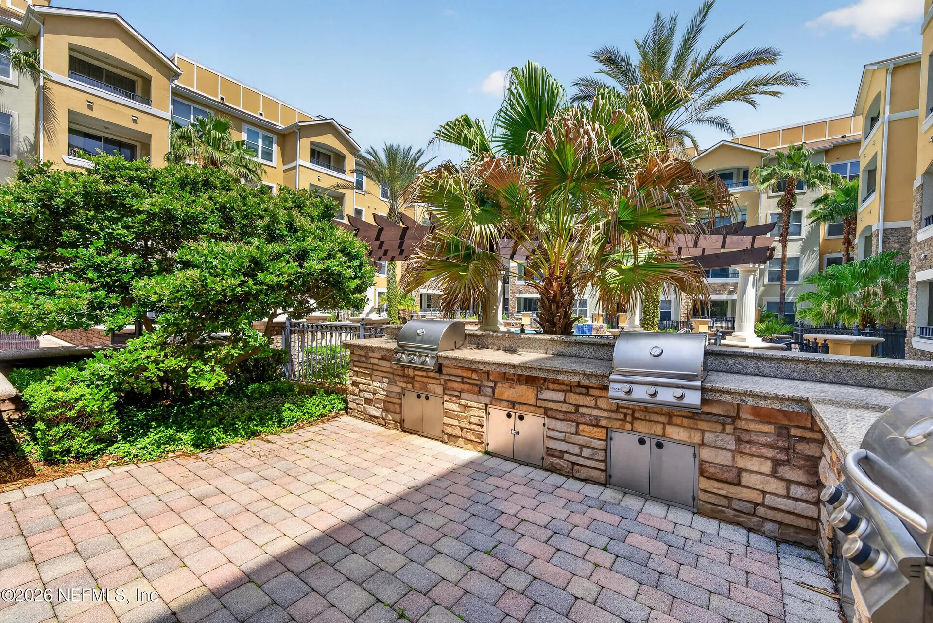 8539 Gate Parkway W Jacksonville FL 32216