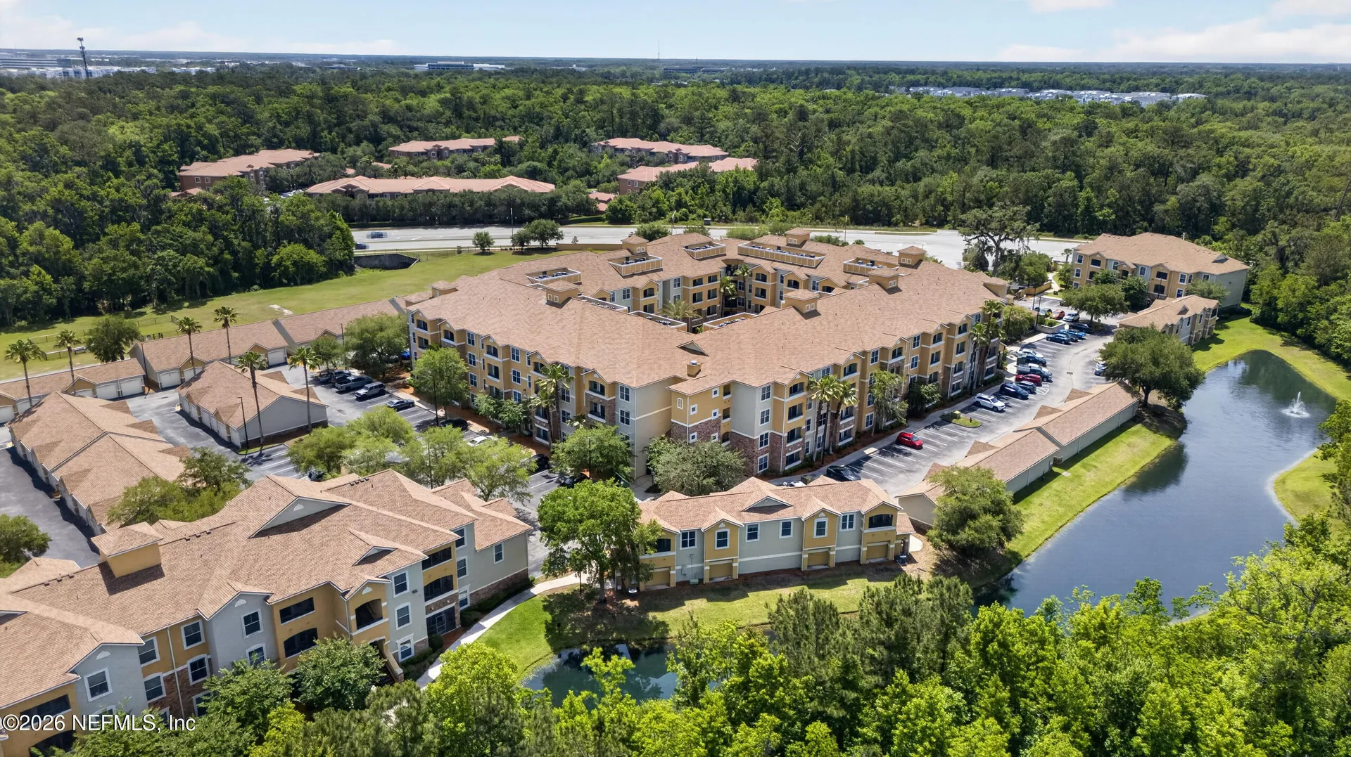 8539 Gate Parkway W Jacksonville FL 32216