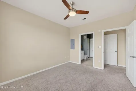 8539 Gate Parkway W Jacksonville FL 32216