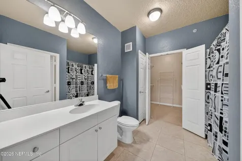 8539 Gate Parkway W Jacksonville FL 32216