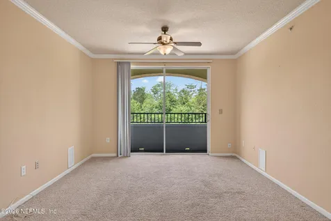 8539 Gate Parkway W Jacksonville FL 32216