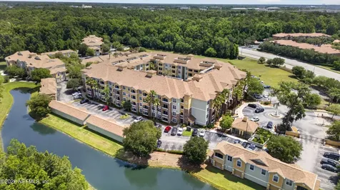 8539 Gate Parkway W Jacksonville FL 32216