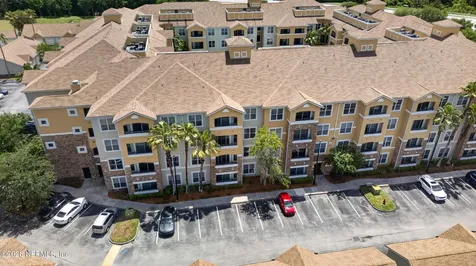 8539 Gate Parkway W Jacksonville FL 32216