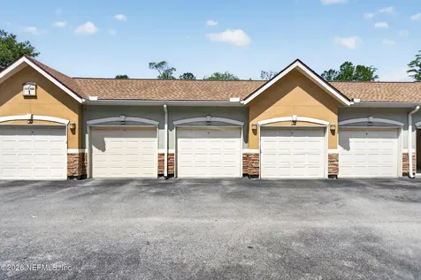 8539 Gate Parkway W Jacksonville FL 32216